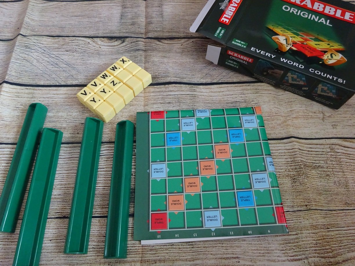 Từ điển và công cụ hỗ trợ chơi Scrabble